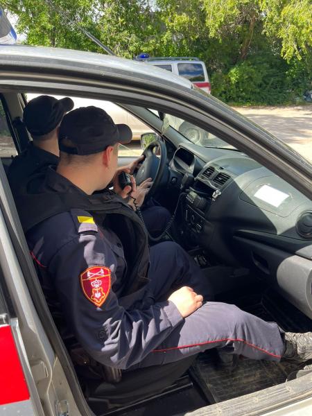 В Ульяновске сотрудники вневедомственной охраны Росгвардии задержали мужчину подозреваемого в подделке документов
