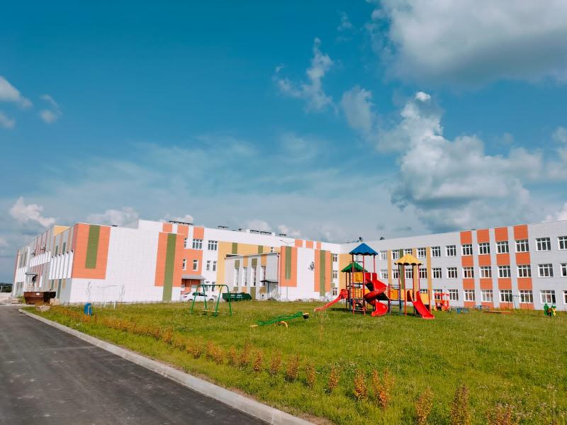 Филиал «Калугаэнерго» подключил к электросетям новую школу в г. Медыни