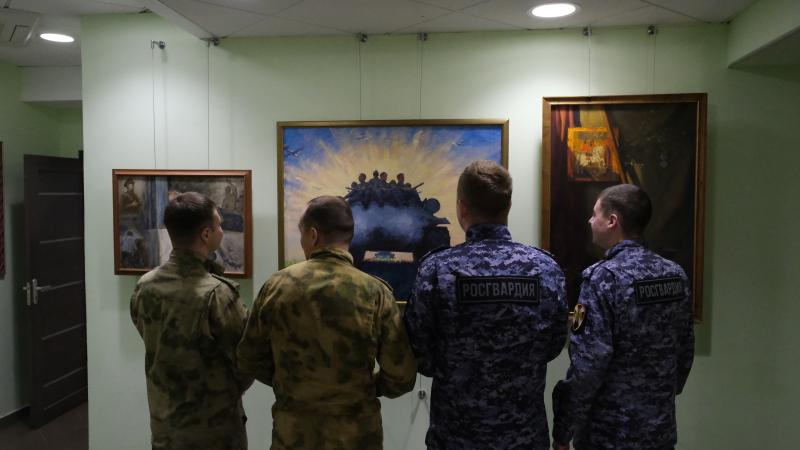 В Управлении Росгвардии по Ярославской области открылась выставка картин
