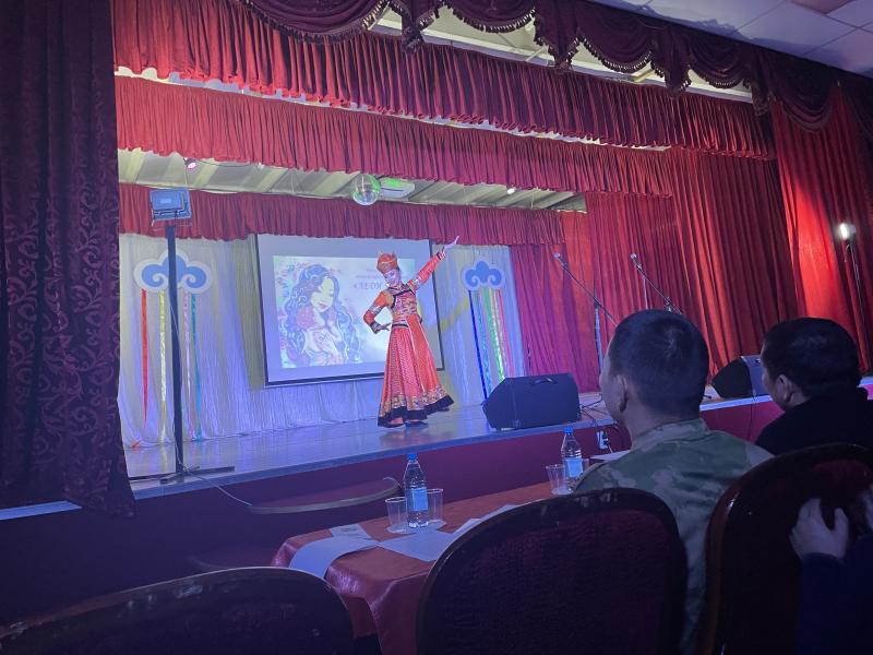 Офицер Росгвардии Тувы выступил в качестве жюри в конкурсе матерей, воспитывающих особенных детей
