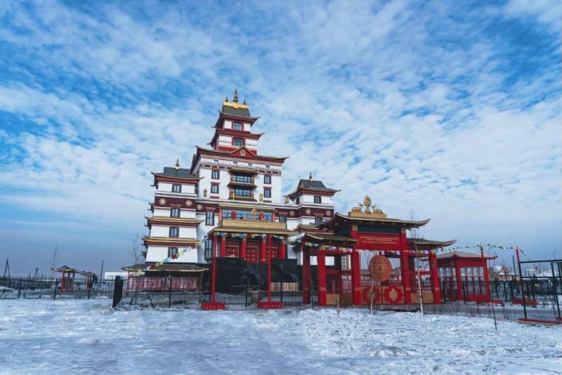 Самый крупный буддийский храмовый комплекс России взят под охрану Росгвардии в Туве