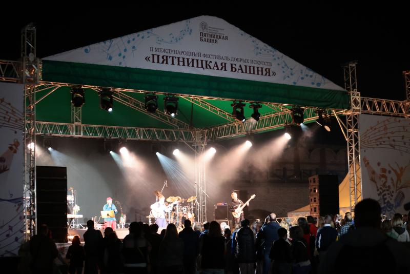 Три дня со звёздами кино, театра и музыки на II Международном Фестивале Добрых Искусств «Пятницкая башня»