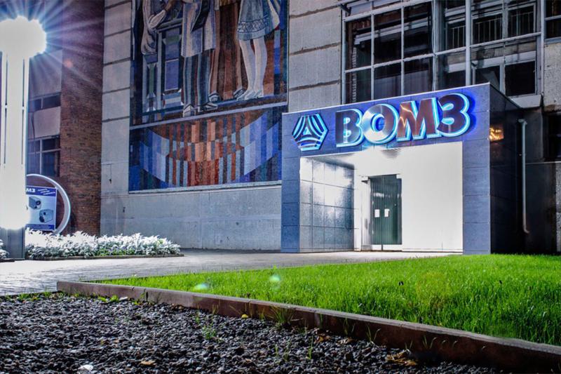 Завод «Швабе» подписал первое соглашение со школой о подготовке кадров для оптической отрасли