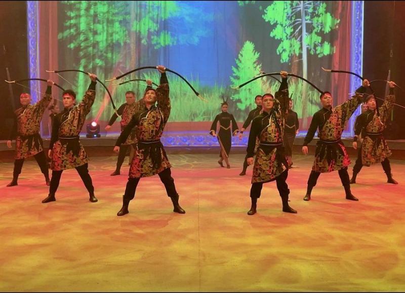 "Циркачи Бурятии гастролирует в столице Татарстана,городе Казани" - миникульт
 Бурятии, глава ведомства Соелма Дагаева