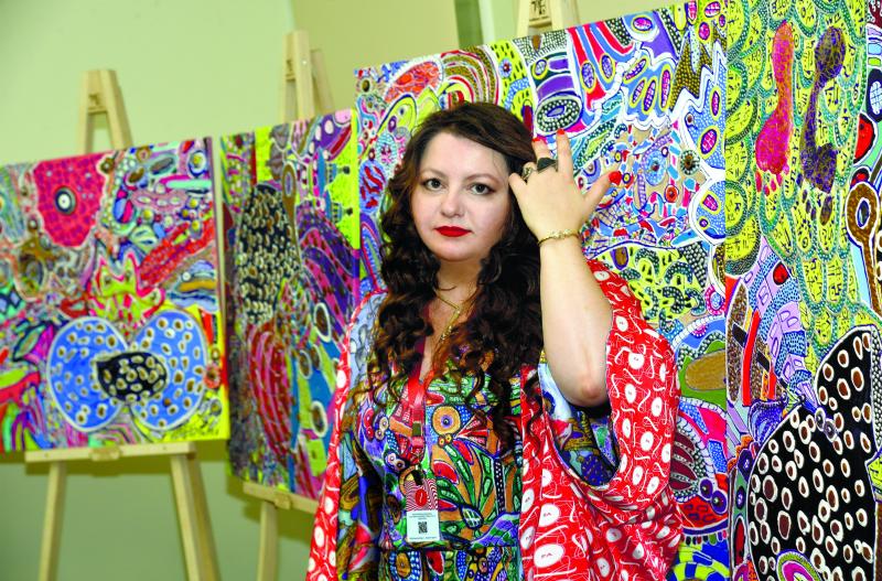 "Все есть энергия, что транслируешь – то и притягиваешь."Художница Нина Рассен открыла в себе еще один талант – талант скульптора.