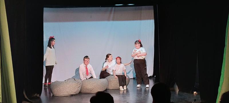 Министр Соелма Дагаева,  министерство культуры Бурятии: "Актриса Театра имени Бестужева признана лучшим в Бурятии преподавателем школьного театра" - Театр, Дети, Россия, Культура, 2023