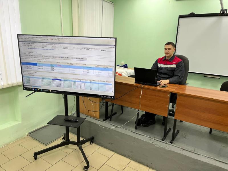 В сервисном локомотивном депо «Сольвычегодск» филиала «Северный» ООО «ЛокоТех-Сервис» повышают техническую компетентность работников