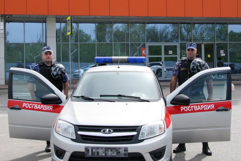 В Пятигорске сотрудники вневедомственной охраны задержали подозреваемых в краже