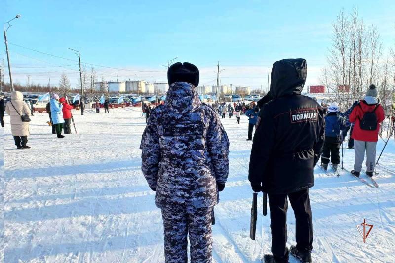 Росгвардия обеспечила правопорядок в период проведения спортивных и интеллектуальных мероприятий на Ямале
