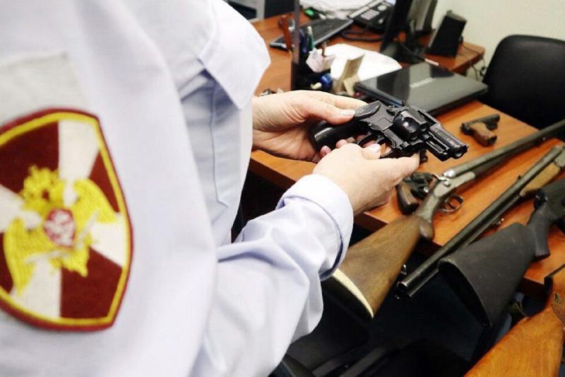 Офицер Росгвардии рассказал жителям Приангарья об изменениях в Федеральном законе «Об оружии»