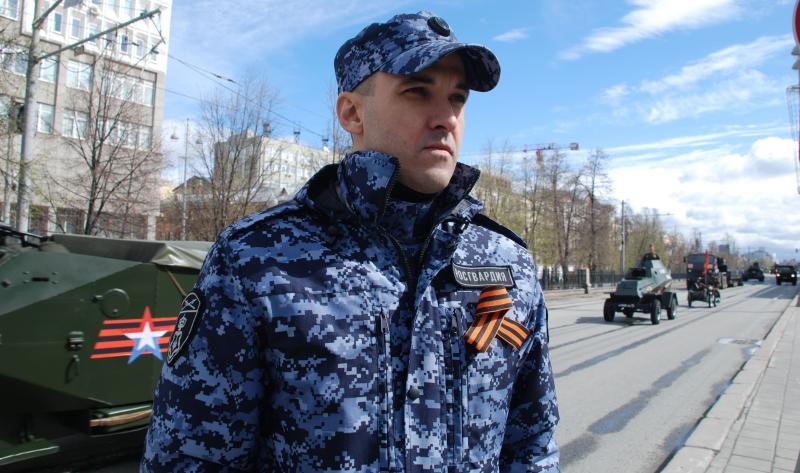 В Свердловской области сотрудники Росгвардии обеспечили охрану порядка на праздничных мероприятиях в честь Дня Победы