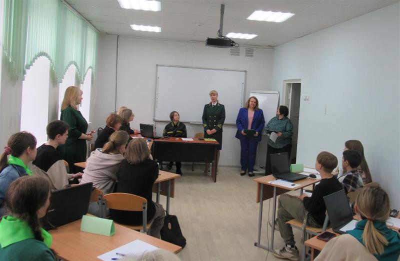 Сотрудники ЦЗЛ Смоленской области в жюри регионального слета школьных лесничеств