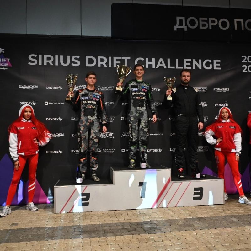 Илья Попов из команды «Одержимые моторспорт» возглавил первый этап Sirius Drift Challenge на «Сочи Автодроме»