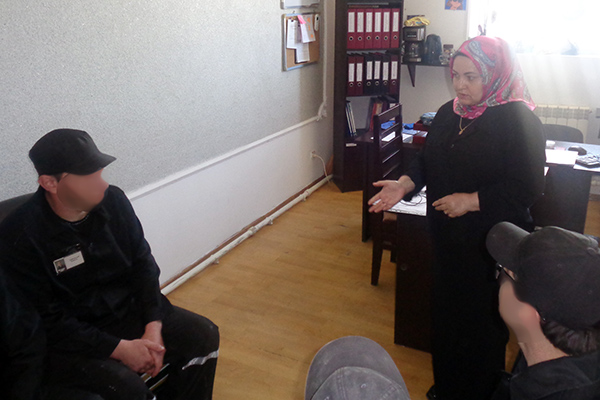 Представители Центра занятости населения Хасавюрта встретились с осужденными СИЗО-3