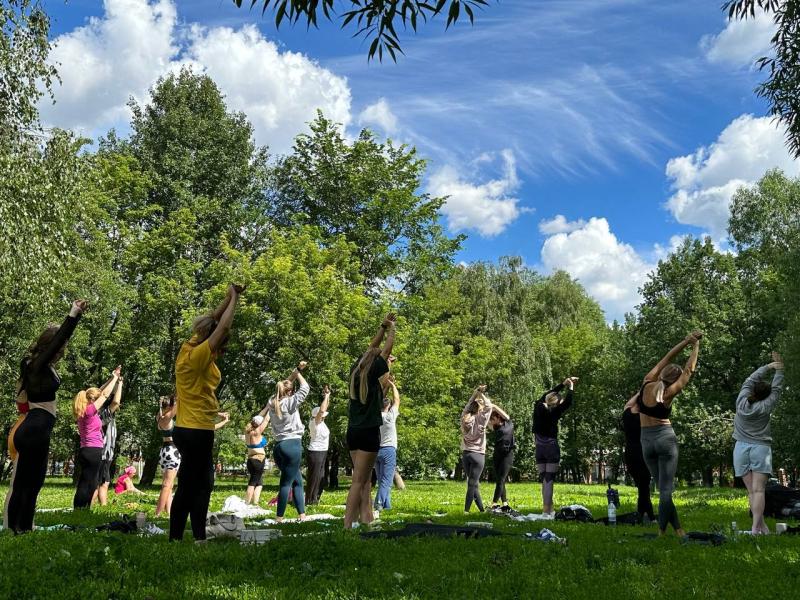 Более 200 человек приняли участие в «Дне йоги» в Реутове