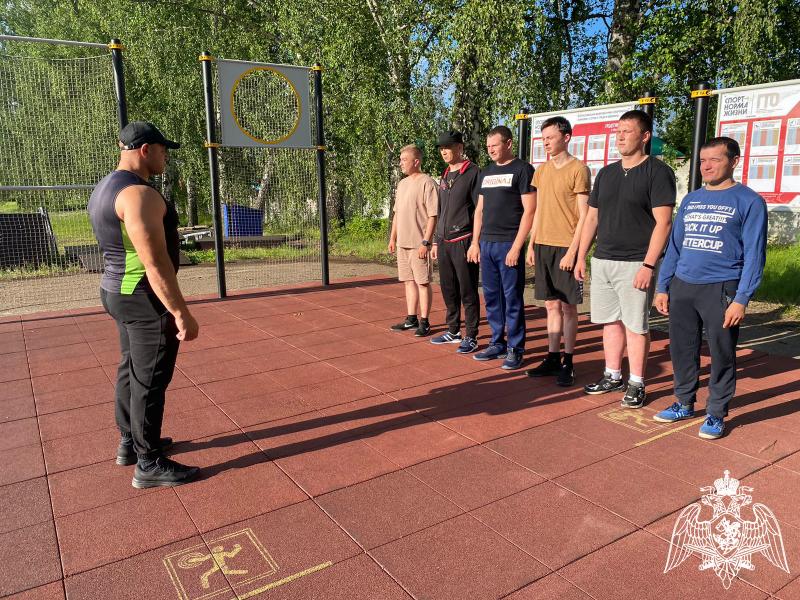 В Башкортостане росгвардейцы приняли участие в соревнованиях по различным видам спорта в рамках "Дня здоровья"