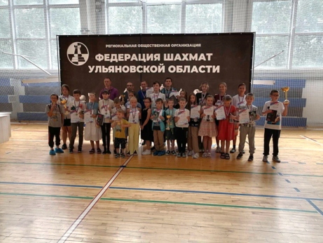 В Ульяновске дети росгвардейцев стали призерами шахматного турнира