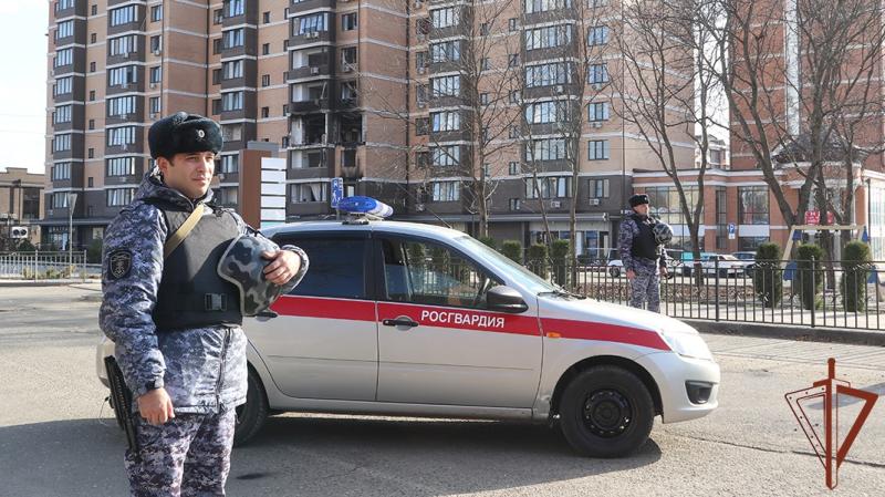 Росгвардейцы оказали помощь пострадавшим при взрыве бытового газа в Пятигорске