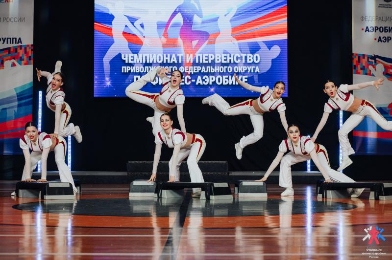 Победители отборочных соревнований в Ижевске получили путевку на чемпионат России по фитнес-аэробике
