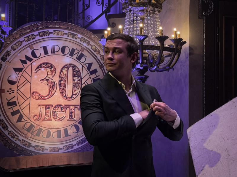 ТНТ начал съёмки пилота нового комедийного проекта «Потехе час» с Никитой Кологривым