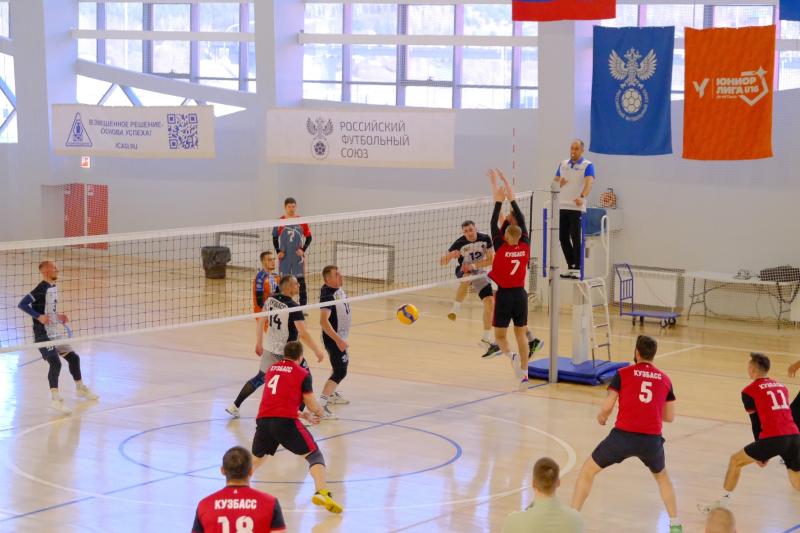 В Кемерове сборная Росгвардии стала призером масштабных соревнований по волейболу