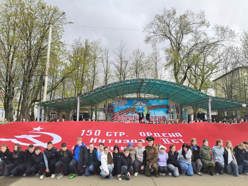 На Ставрополье сотрудники Росгвардии приняли участие в патриотическом автопробеге