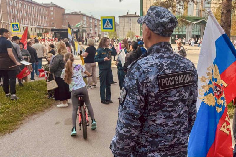 Кузбасские росгвардейцы обеспечили охрану общественного порядка во время празднования 80-й годовщины Дня Победы