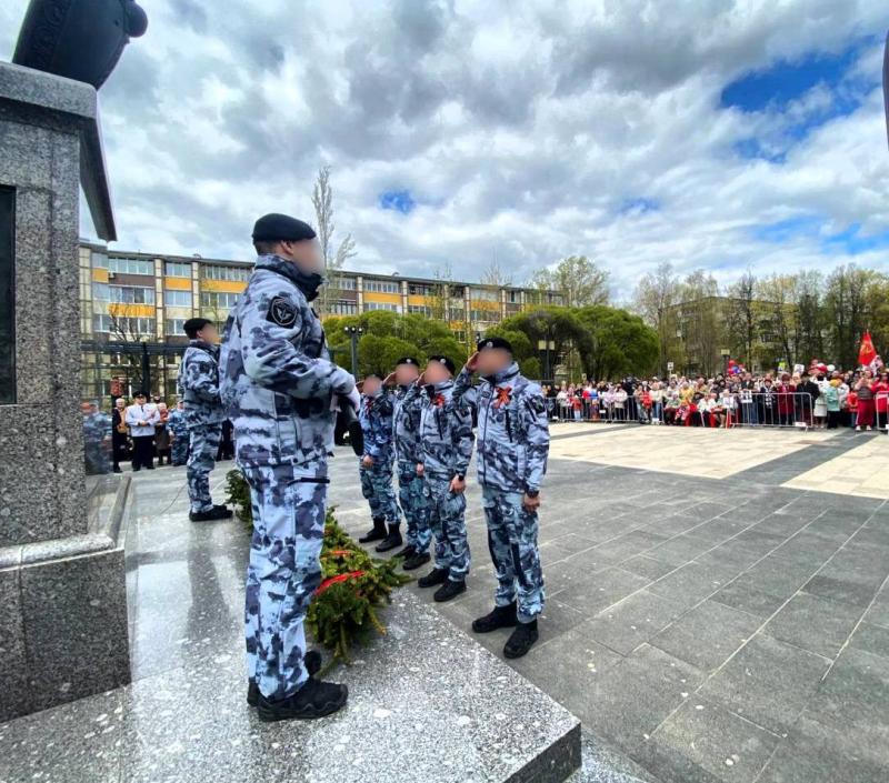 В День Победы сотрудники спецподразделения почтили память погибших в Великой Отечественной войне