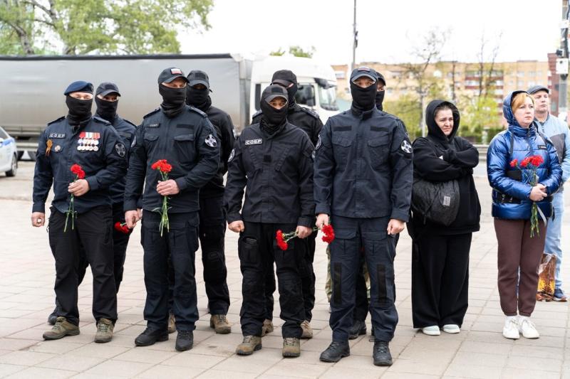 В Подмосковье сотрудники СОБР Росгвардии приняли участие в памятном мероприятии