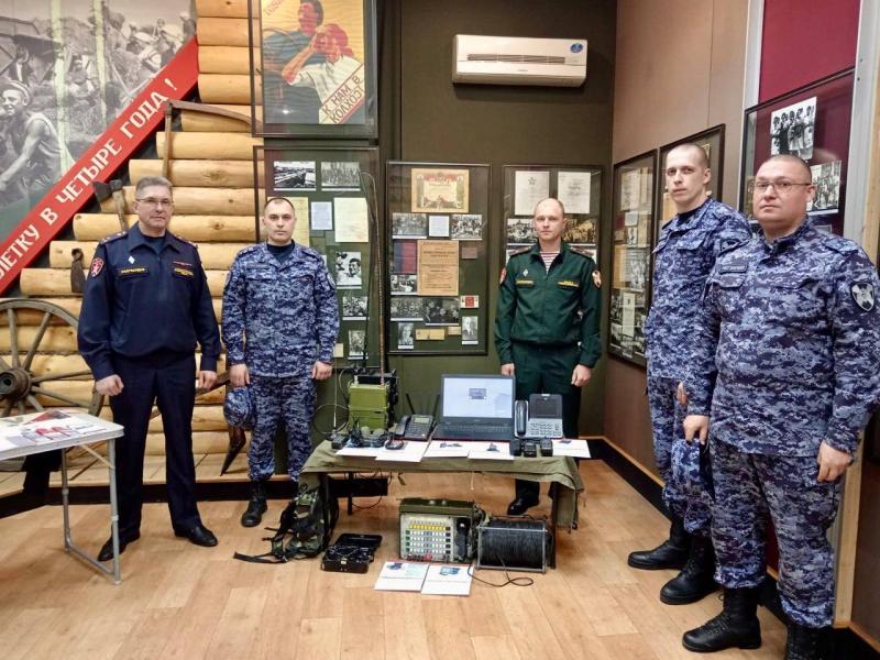 Акция «Ночь в музее» познакомила жителей ЕАО с профессиями Росгвардии в Биробиджане