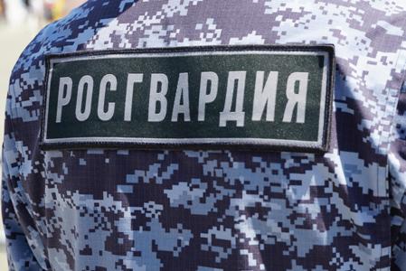 Росгвардейцы задержали мужчину, похитившего продукты из магазина