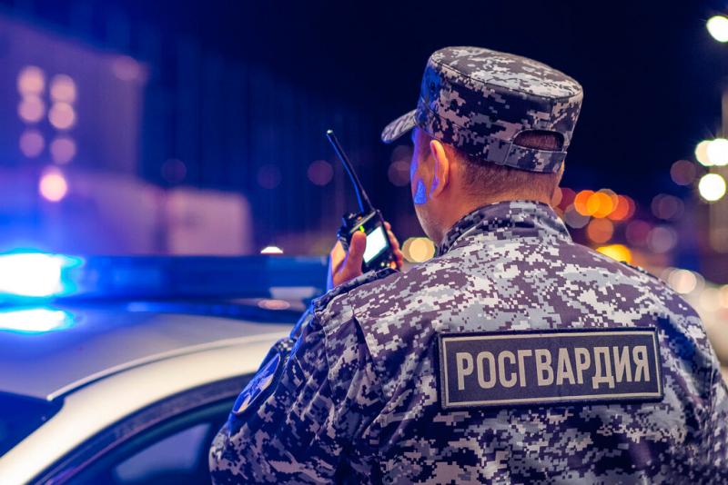 Росгвардейцы задержали агрессивного посетителя сауны, напавшего на горожанок