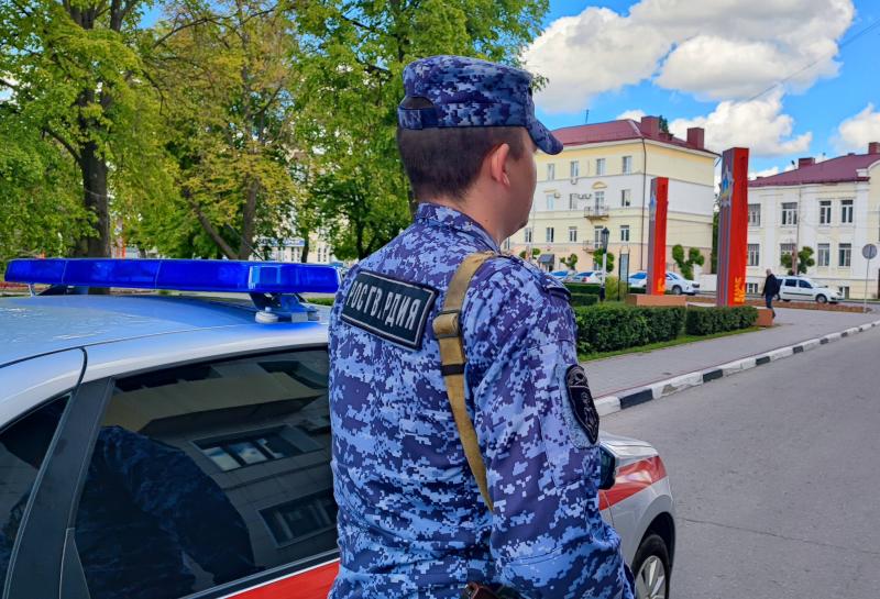 Росгвардейцы задержали в Тамбовской области подозреваемую в убийстве своего супруга