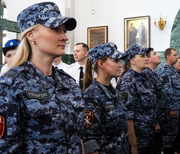 Росгвардейцы приняли участие в молебне святителю Тихону в Йошкар-Оле