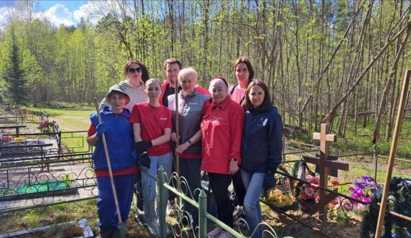 Сотрудники СЛД «Сольвычегодск» приняли участие в волонтерской акции «Погост – наша память»