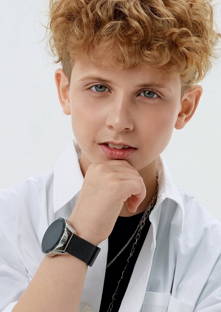 Юные исполнители Демид Динамит и Ева представили песню «Все мальчишки мишки»