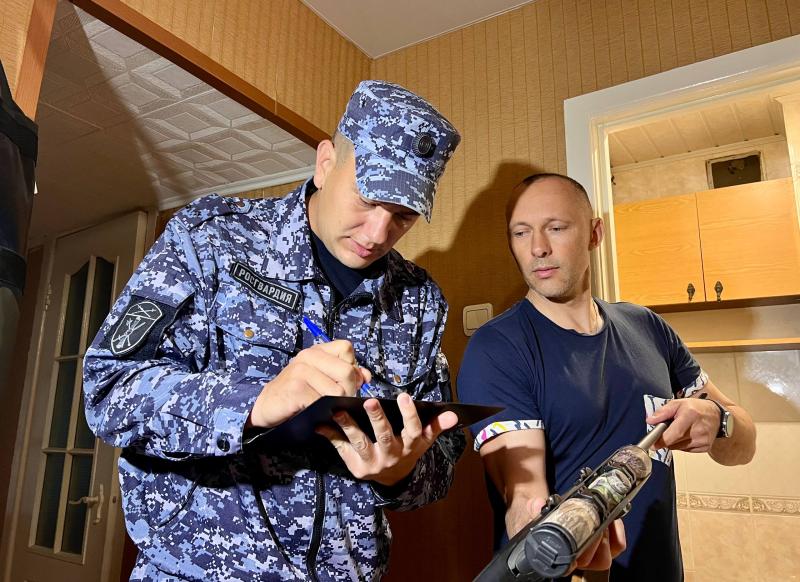 Инспекторы лицензионно-разрешительной работы Росгвардии проводят рейды среди владельцев оружия в ЕАО