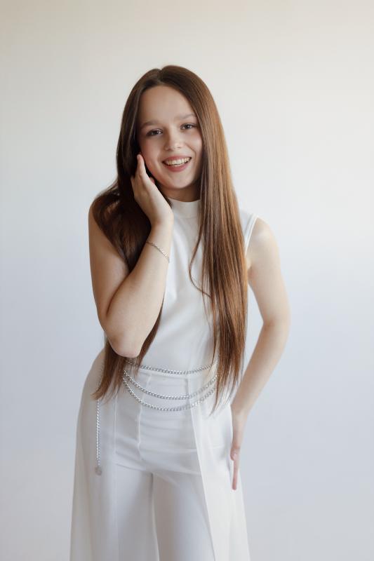 Талантливая певица из Пскова получила уникальный подарок для развития карьеры от организаторов фестиваля «Большая сцена»