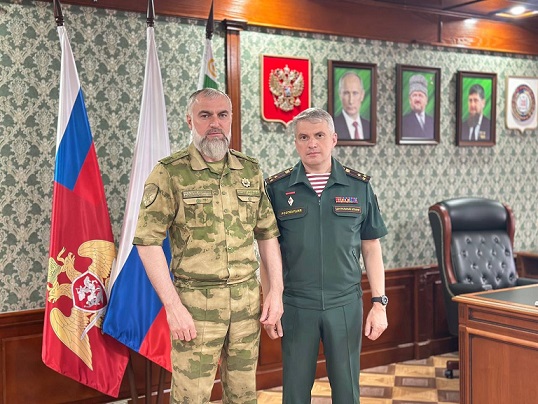 СОСТОЯЛАСЬ РАБОЧАЯ ВСТРЕЧА ЗАМЕСТИТЕЛЯ РУКОВОДИТЕЛЯ ДВСМИ РОСГВАРДИИ И НАЧАЛЬНИКА УПРАВЛЕНИЯ РОСГВАРДИИ ПО ЧЕЧЕНСКОЙ РЕСПУБЛИКЕ