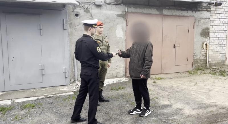 Военные следователи военного следственного отдела по гарнизону Северодвинск провели рейд по выявлению натурализованных граждан