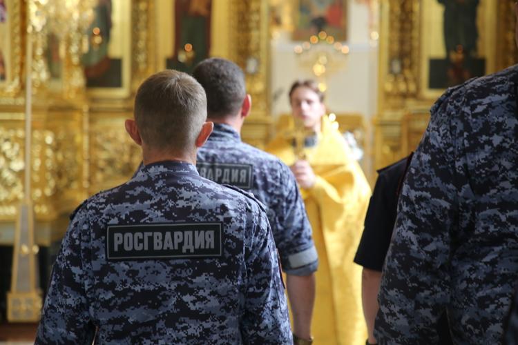 В Мордовии росгвардейцы почтили память своего небесного покровителя святого равноапостольного князя Владимира