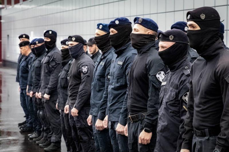 Сотрудники спецподразделений подмосковного главка Росгвардии прошли испытания на право ношения знака отличия