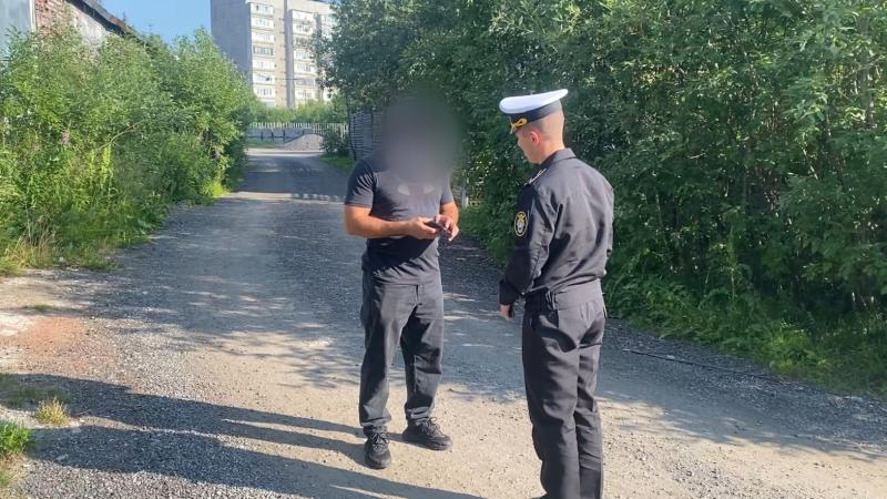 Военные следователи Мурманска провели рейд по выявлению натурализованных граждан, не вставших на воинский учет