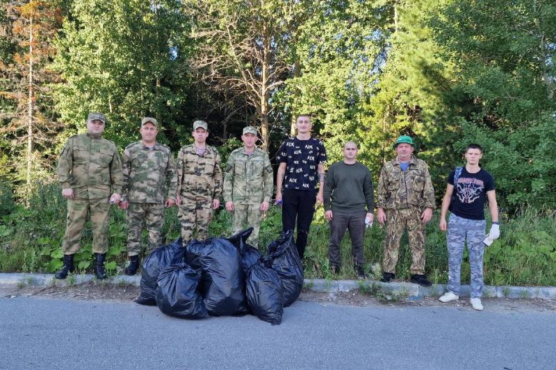 В Югре Росгвардия проводит профилактические уроки с воспитанниками летних лагерей