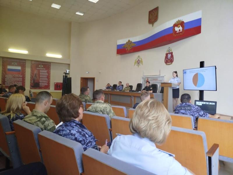 На Южном Урале росгвардейцы и инспекторы ГАИ обсудили вопросы по профилактике дорожного травматизма