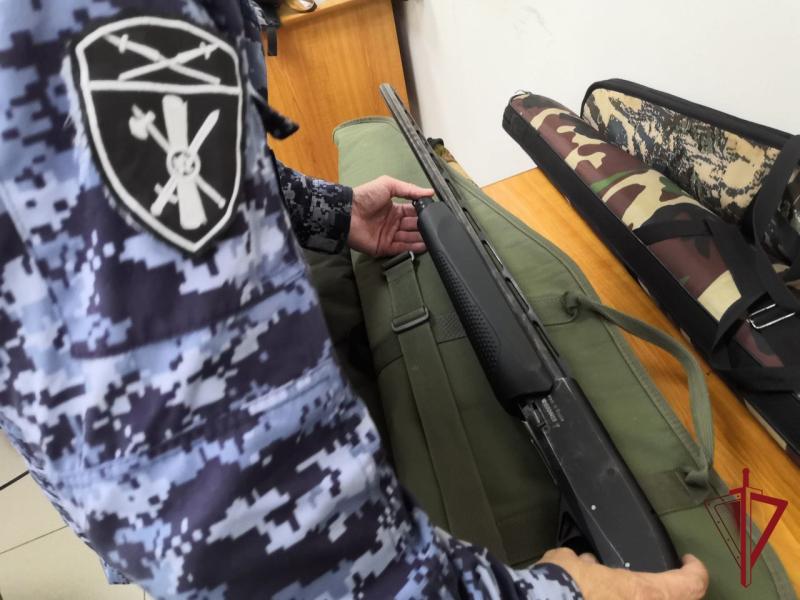 Приморцы за неделю подали в подразделения лицензионно-разрешительной работы Росгвардии 637 заявлений по вопросам оказания государственных услуг