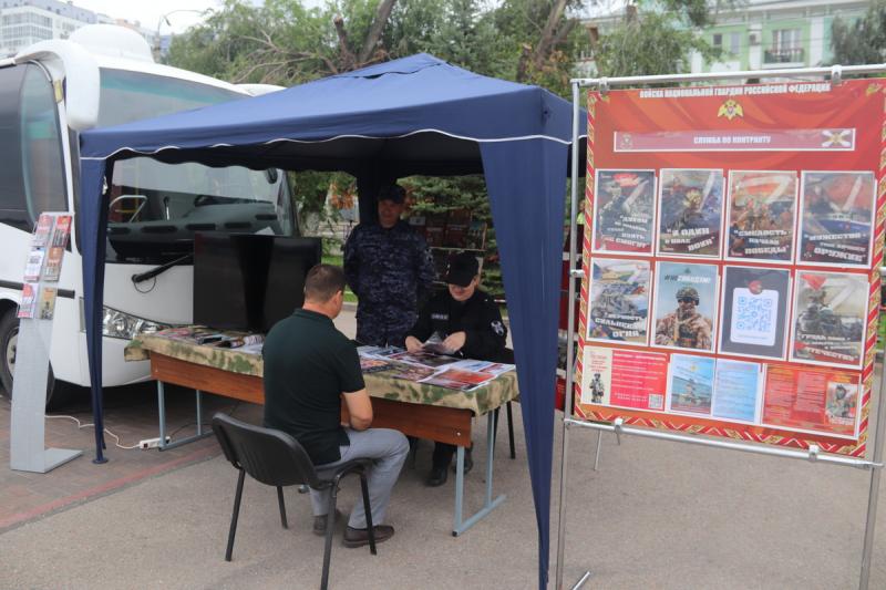 В Самарской области завершил работу мобильный агитационный пункт Росгвардии