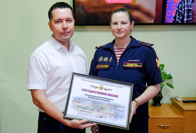 Начальник пресс-службы Управления Росгвардии по Республике Марий Эл поздравила коллектив ГТРК «Марий Эл» с 65-летием телеканала