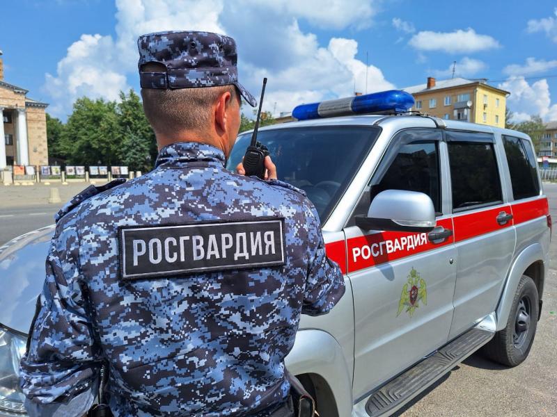 Люберецкие росгвардейцы пресекли кражу из сетевого гипермаркета