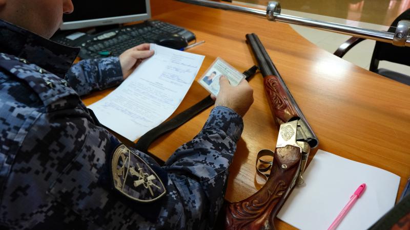 Росгвардейцы проверили за неделю около 100 владельцев оружия в Тамбовской области
